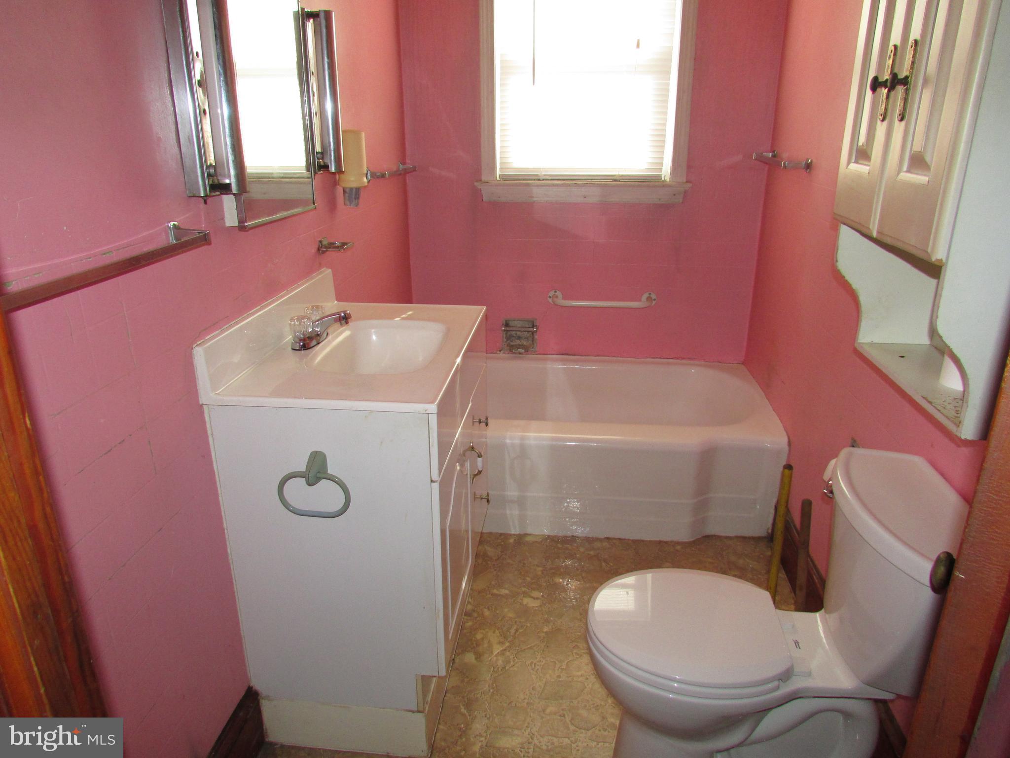 304 South George Street Ranson, WV 25438 - Photo 32 of 38 Gallery Image 32