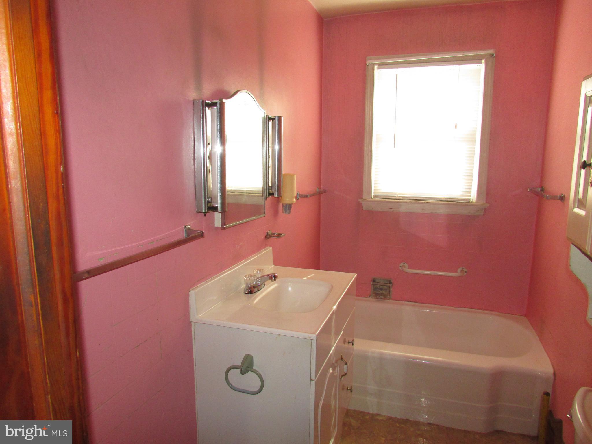 304 South George Street Ranson, WV 25438 - Photo 33 of 38 Gallery Image 33