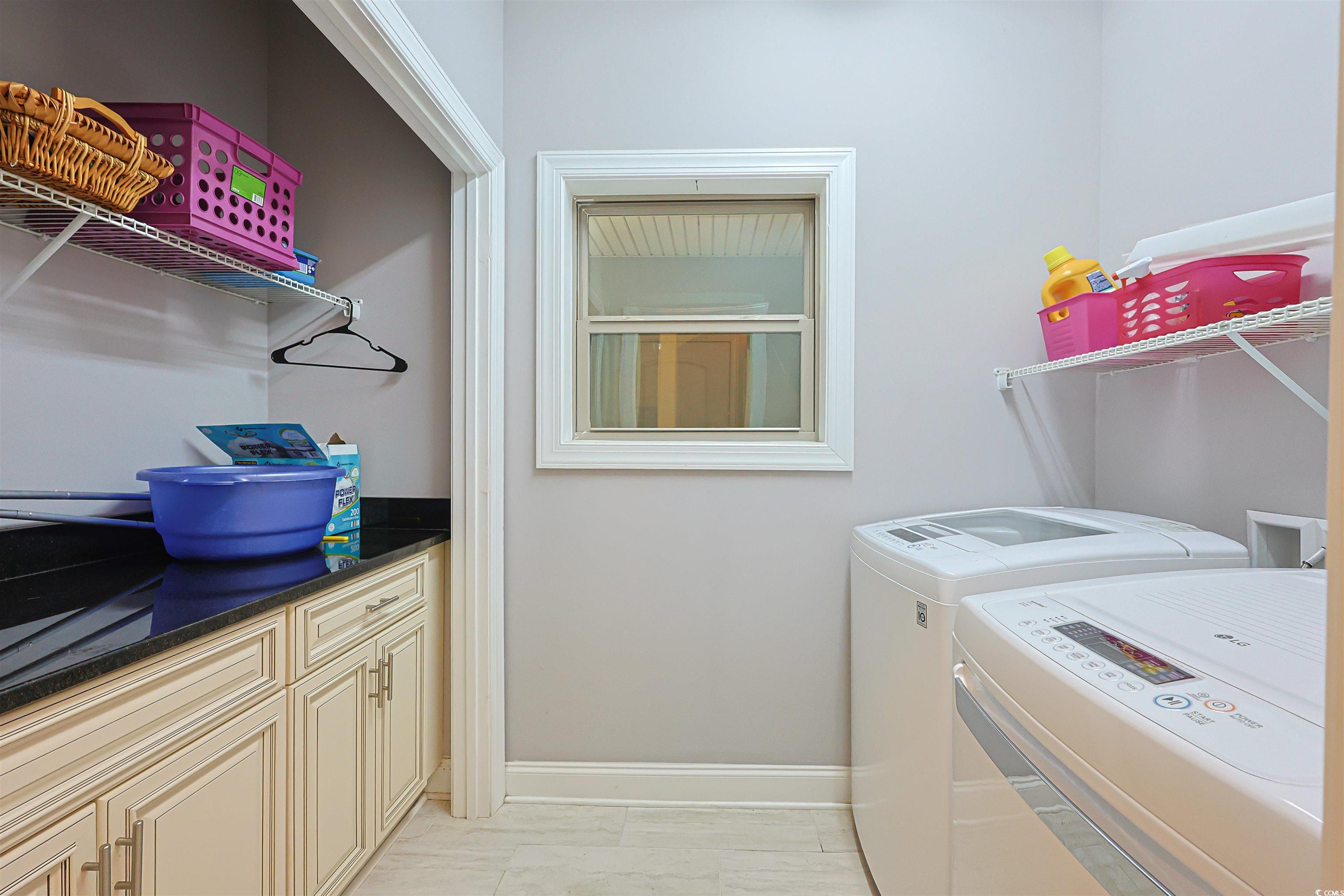 1065 Wigeon Drive Conway, SC 29526 - Photo 24 of 40 Laundry area featuring independent washer and dryer and baseboards
