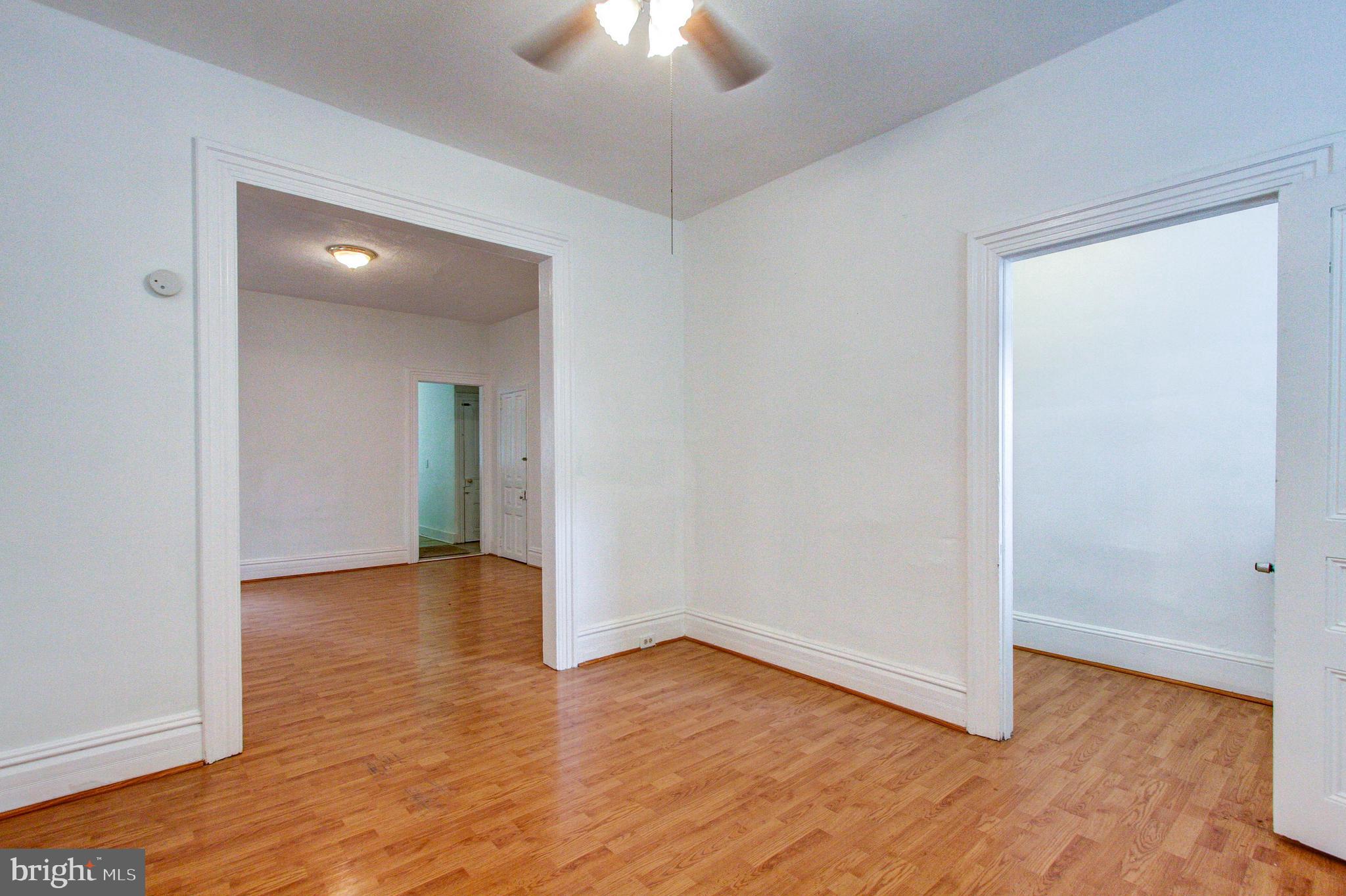351 Chestnut Street Pottstown, PA 19464 - Photo 4 of 53