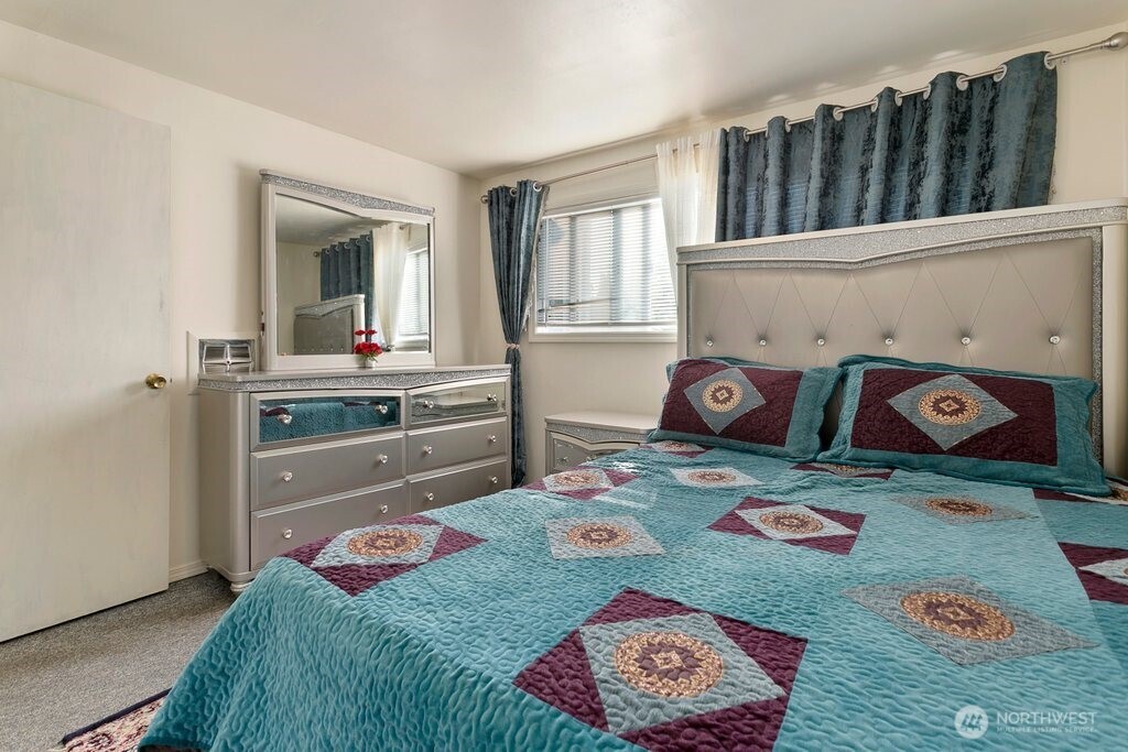 6113 Rockefeller Avenue Everett, WA 98203 - Photo 21 of 32