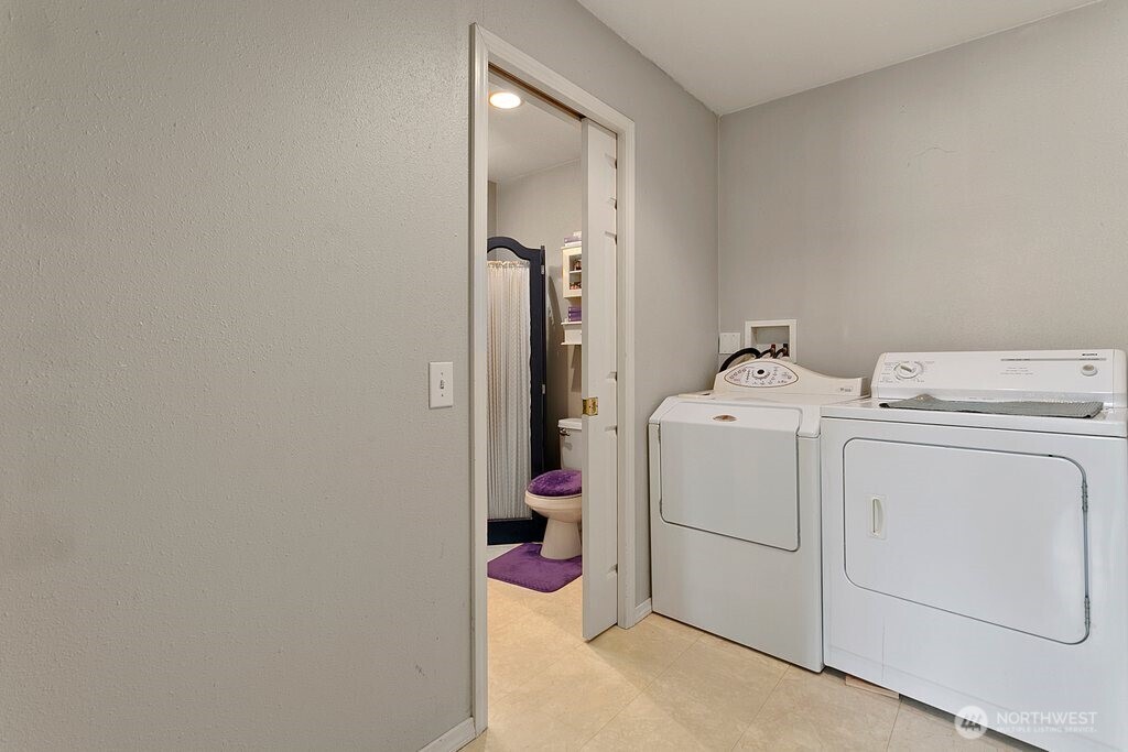 6113 Rockefeller Avenue Everett, WA 98203 - Photo 23 of 32