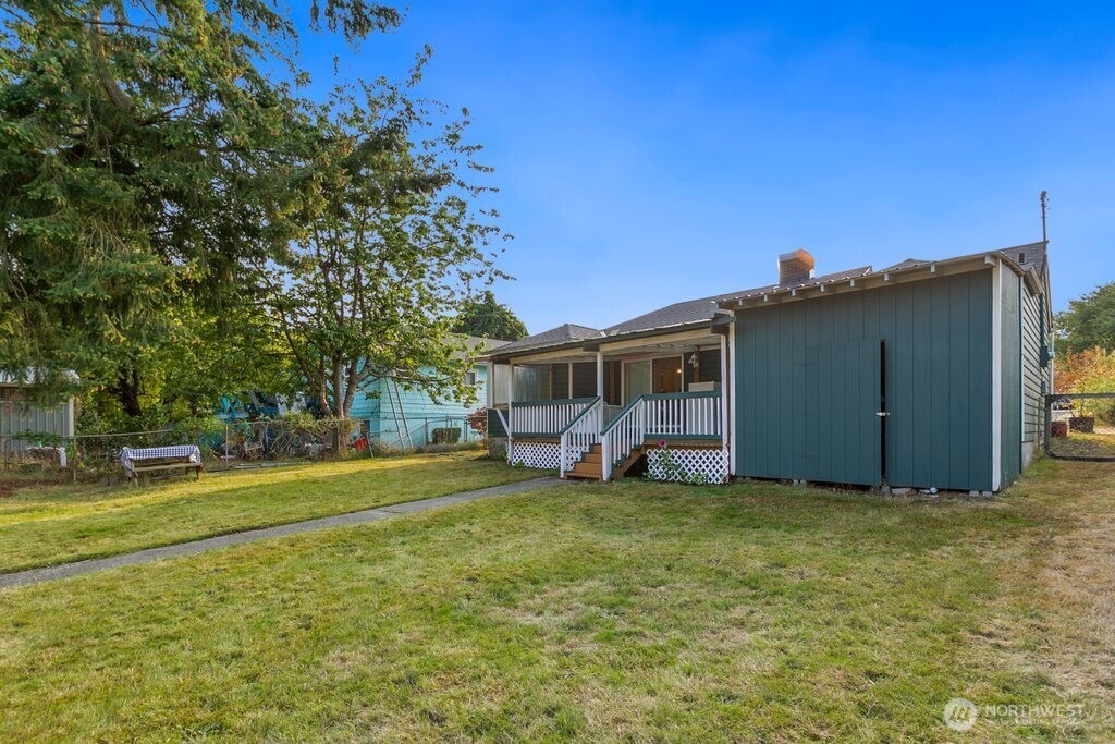 6113 Rockefeller Avenue Everett, WA 98203 - Photo 30 of 32