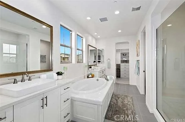 $2,588,800 | 217 Compass, Irvine, CA 92618