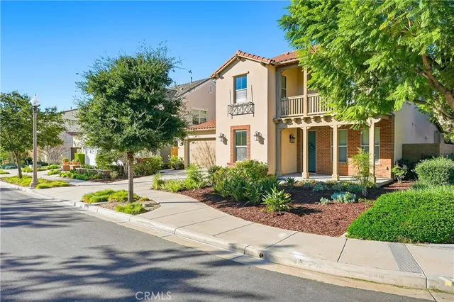 $2,588,800 | 217 Compass, Irvine, CA 92618