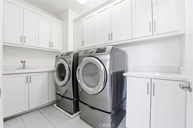 $2,588,800 | 217 Compass, Irvine, CA 92618