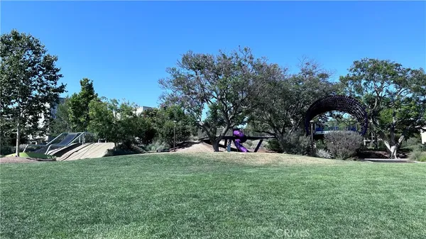 $2,588,800 | 217 Compass, Irvine, CA 92618