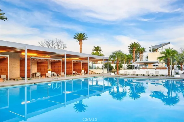 $2,588,800 | 217 Compass, Irvine, CA 92618