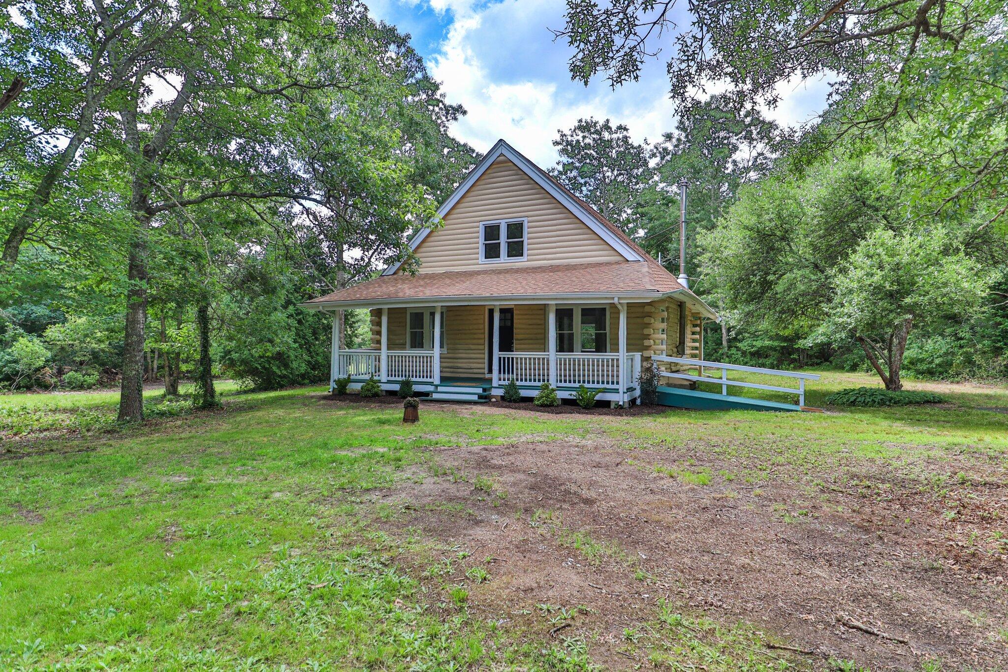 92 John Ewer Road Sandwich, MA 02563 - Photo 2 of 43 3-web-or-mls-92-john-ewer-rd