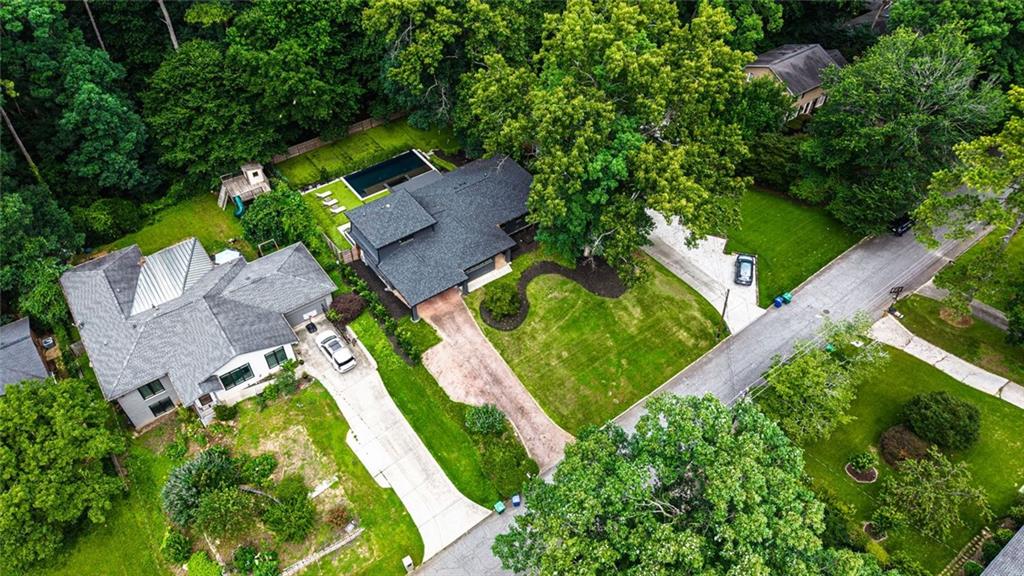 1036 Vistavia Circle Decatur, GA 30033 - Photo 47 of 55