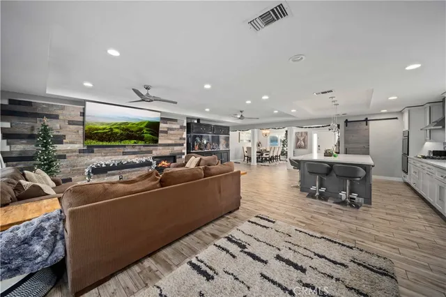 a en suite bathroom with a sink and a mirror