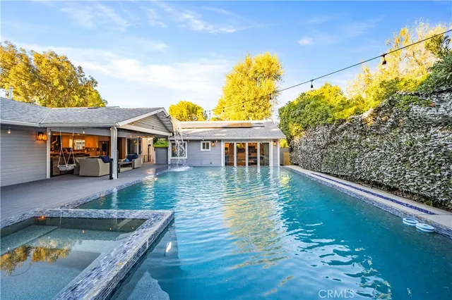 $1,600,000 | 24344 Valley Newhall Ca, Newhall, CA 91321