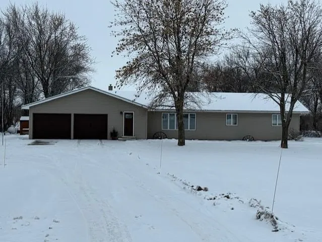 $279,900 | 2088 360th Street, Breckenridge, MN 56520