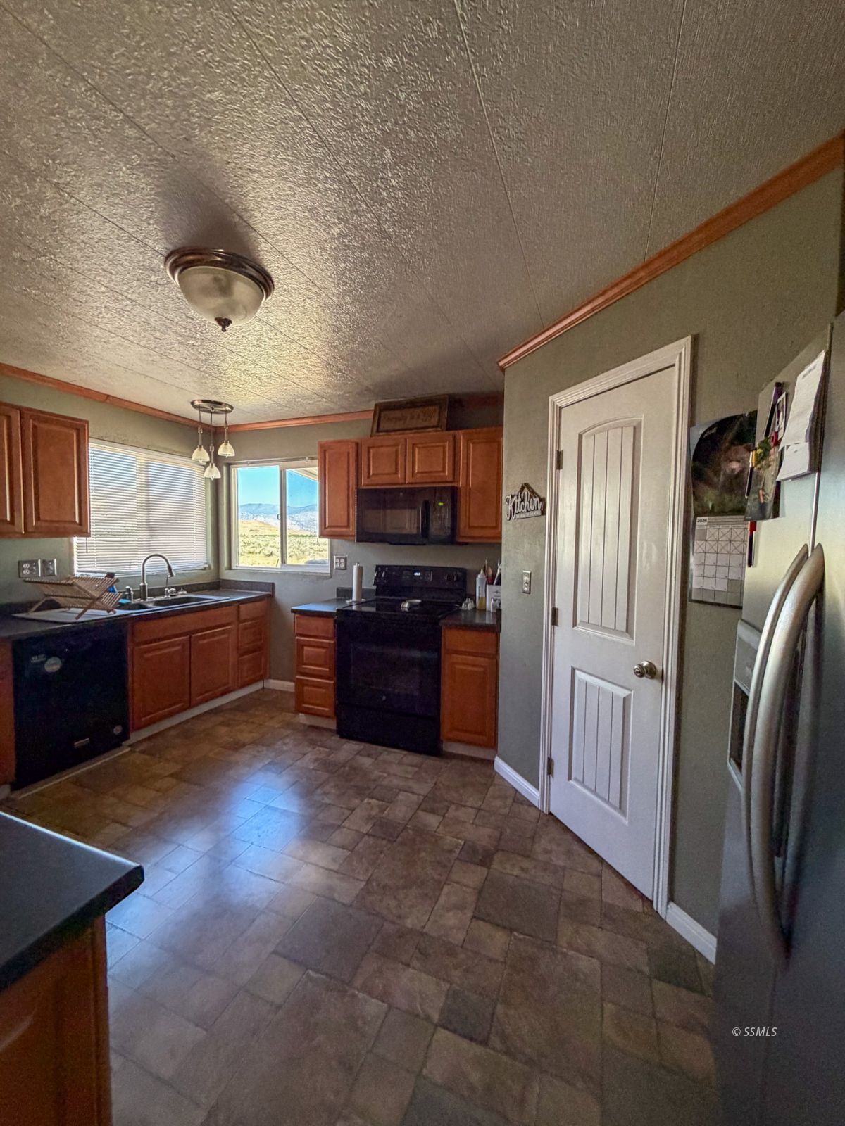 5225 Shawnee Road Weldon, CA 93283 - Photo 12 of 36