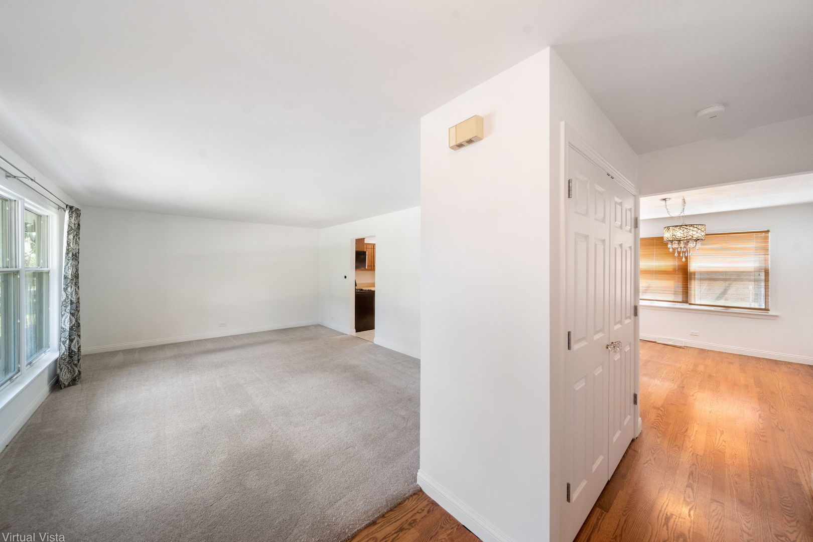 449 Ohio Road Frankfort, IL 60423 - Photo 3 of 25 a view of an empty room