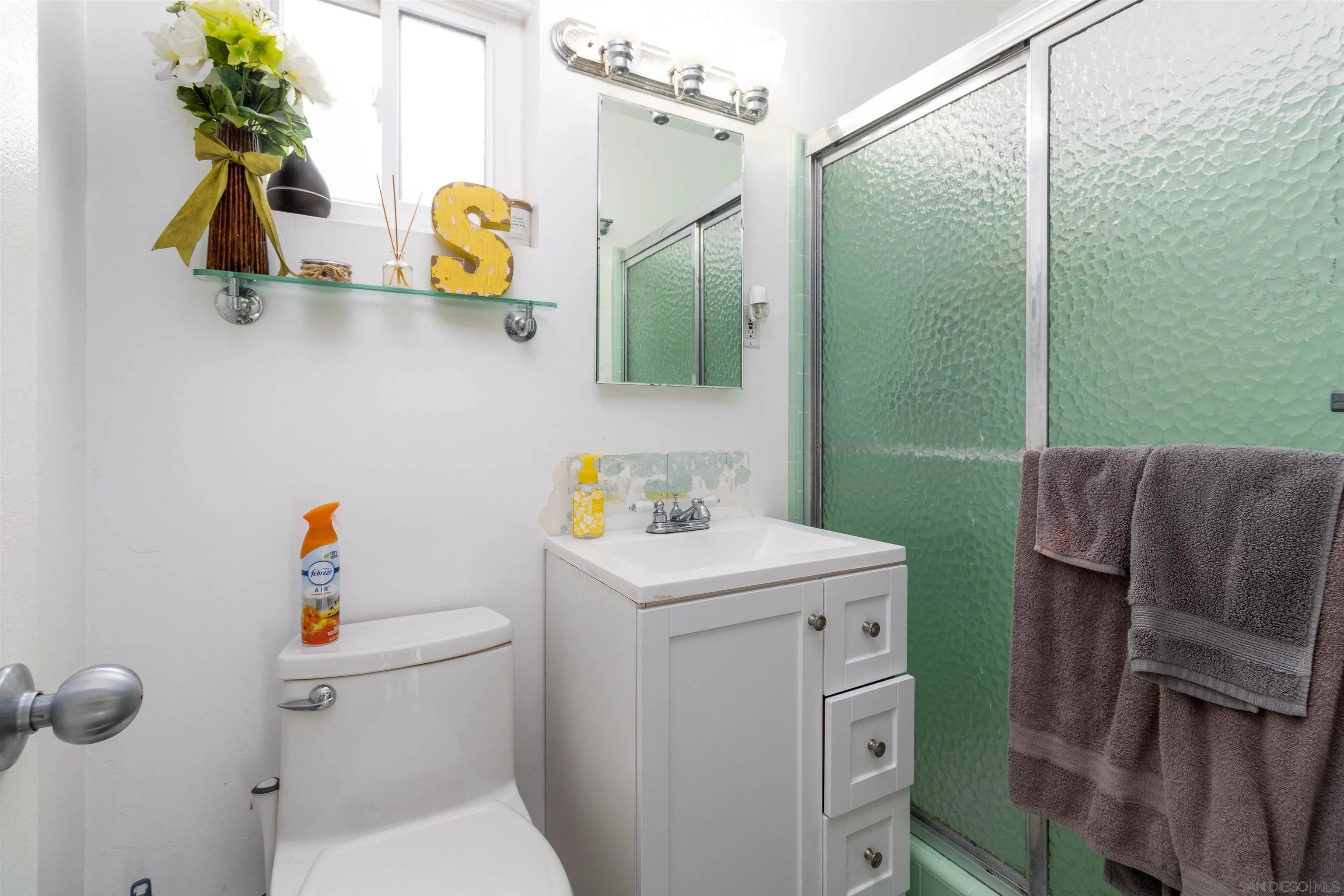 1521 Grove Road El Cajon, CA 92020 - Photo 23 of 26 Gallery Image 23