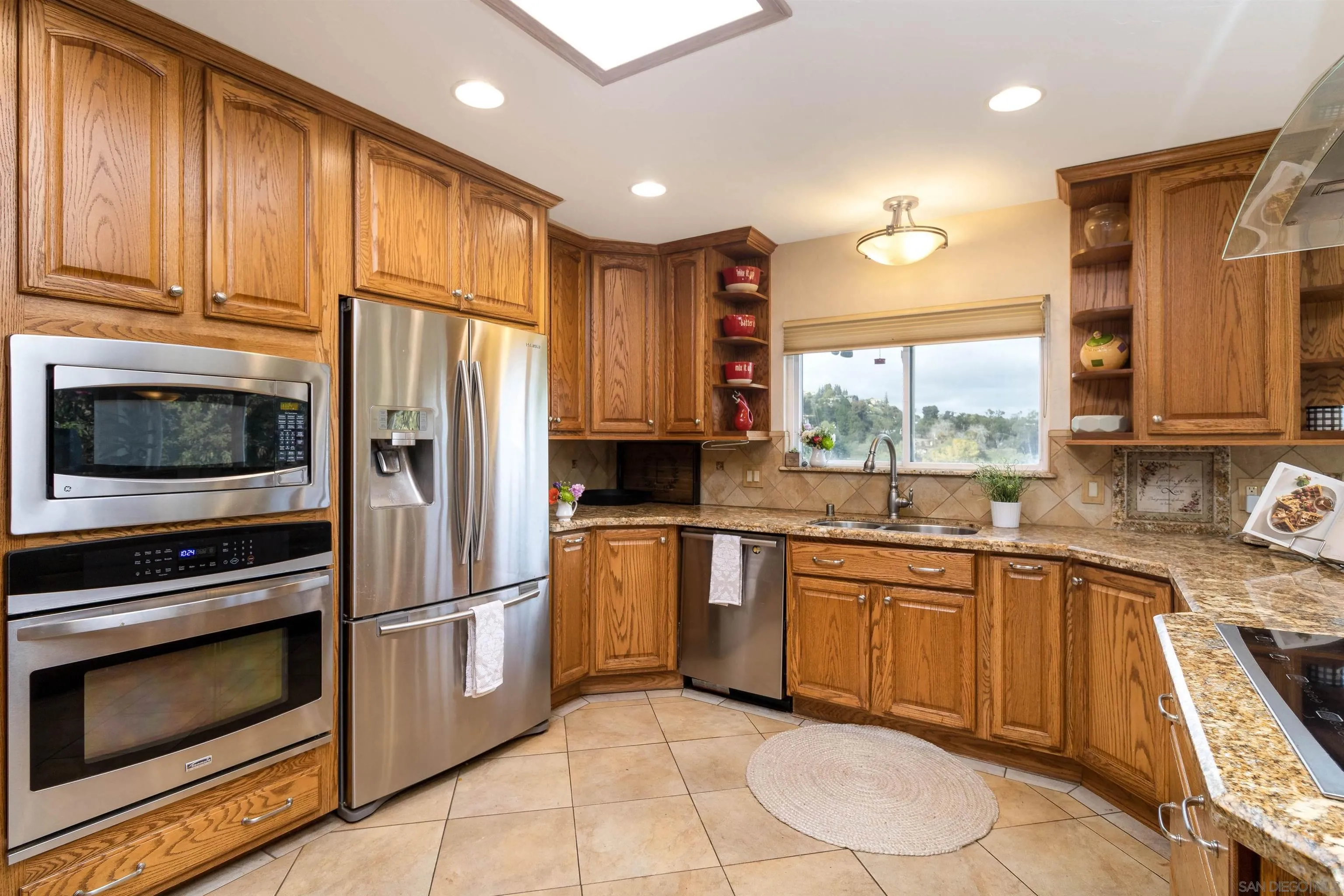 1521 Grove Road El Cajon, CA 92020 - Photo 8 of 26 Gallery Image 8