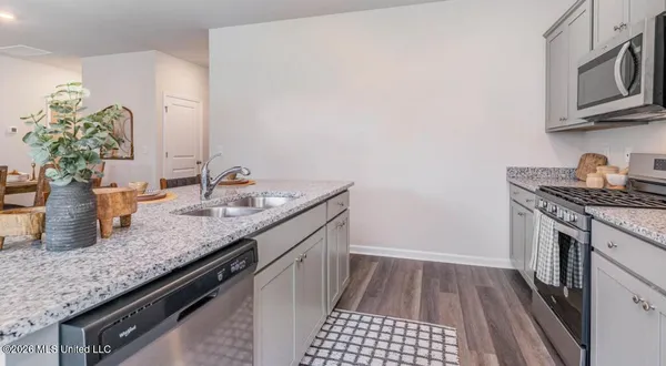 $364,990 | 8225 Bankhead Drive, Olive Branch, MS 38654