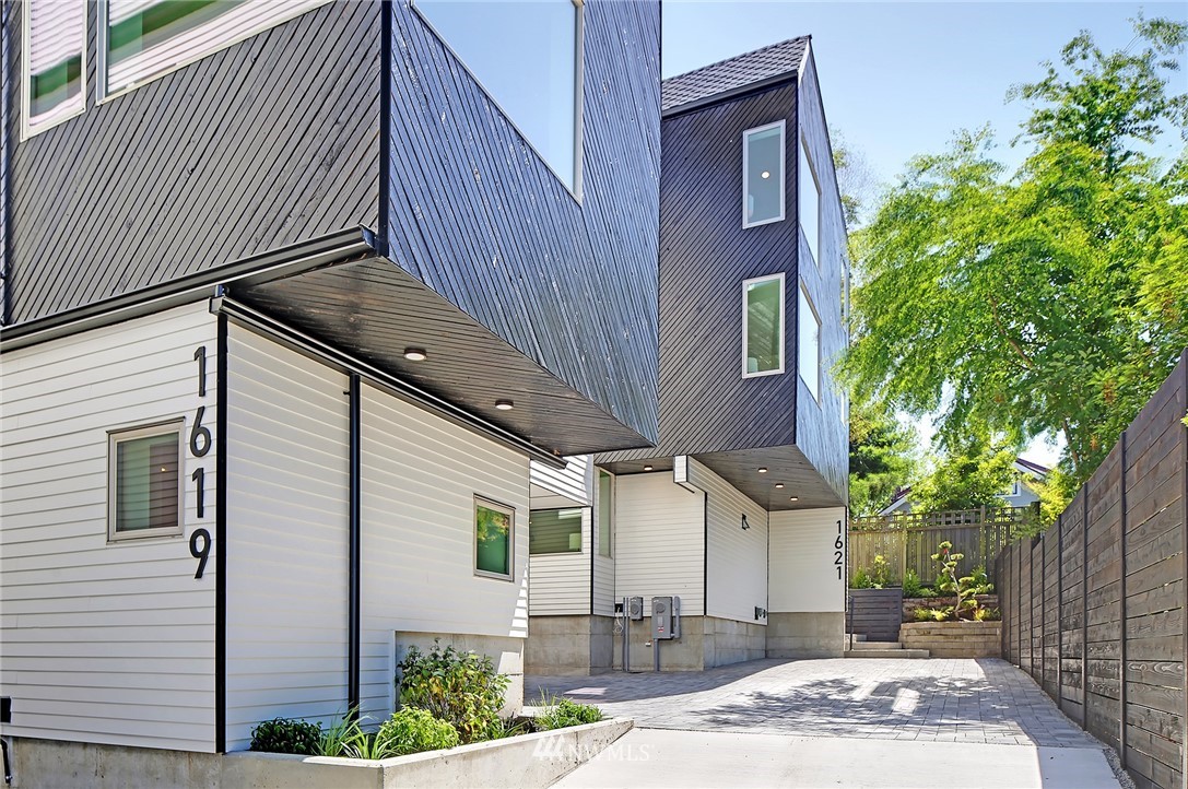 1617 North 48th Street Seattle, WA 98103 - Photo 17 of 20 Gallery Image 17