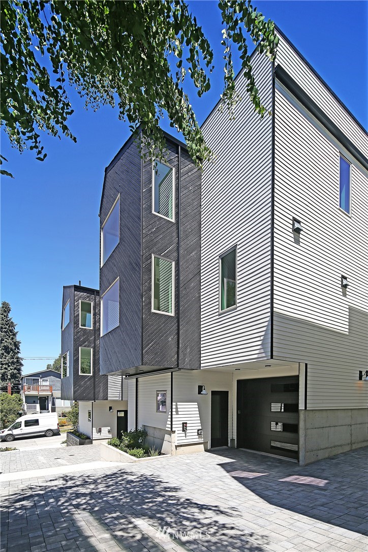 1617 North 48th Street Seattle, WA 98103 - Photo 19 of 20 Gallery Image 19