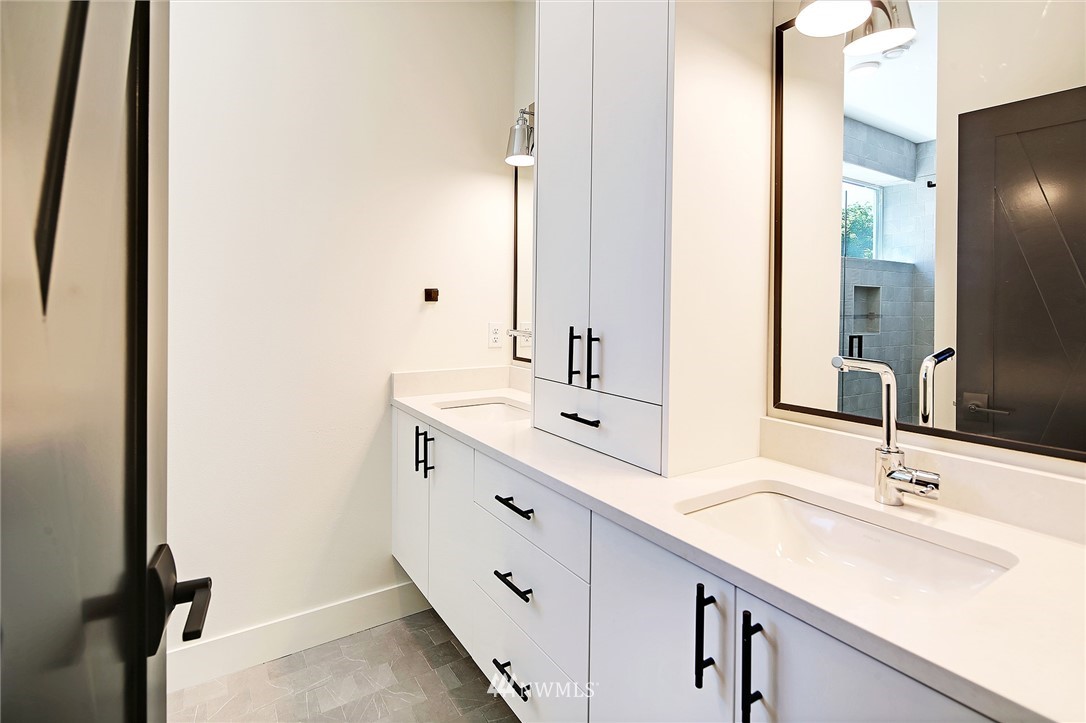 1617 North 48th Street Seattle, WA 98103 - Photo 9 of 20 Gallery Image 9