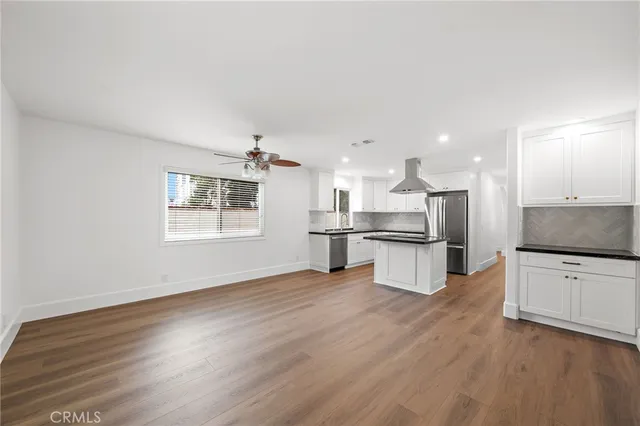 $5,700 | 377 Roycroft Avenue, Long Beach, CA 90814