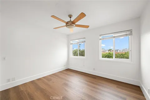 $5,700 | 377 Roycroft Avenue, Long Beach, CA 90814