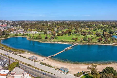 $5,700 | 377 Roycroft Avenue, Long Beach, CA 90814