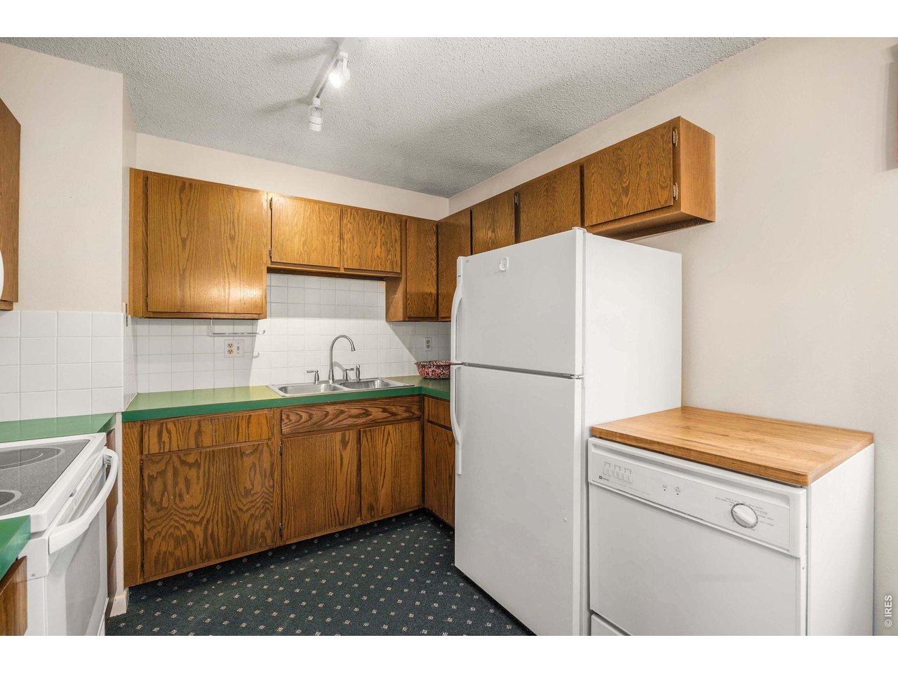 1634 28th Street Road Greeley, CO 80631 - Photo 11 of 43 All kitchen appliances included!