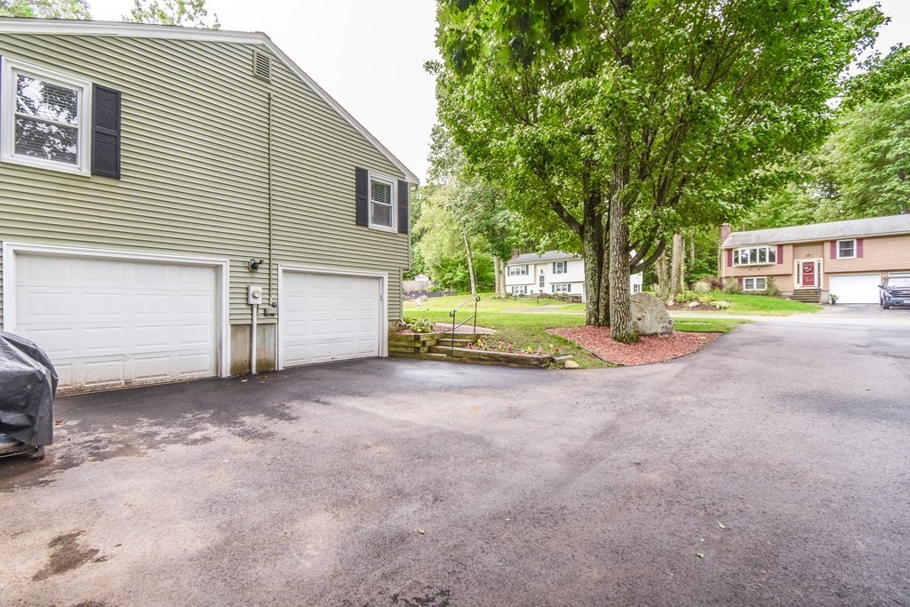 49 Cedar Road Holden, MA 01520 - Photo 32 of 34 Gallery Image 32