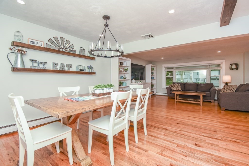 49 Cedar Road Holden, MA 01520 - Photo 9 of 34 Gallery Image 9