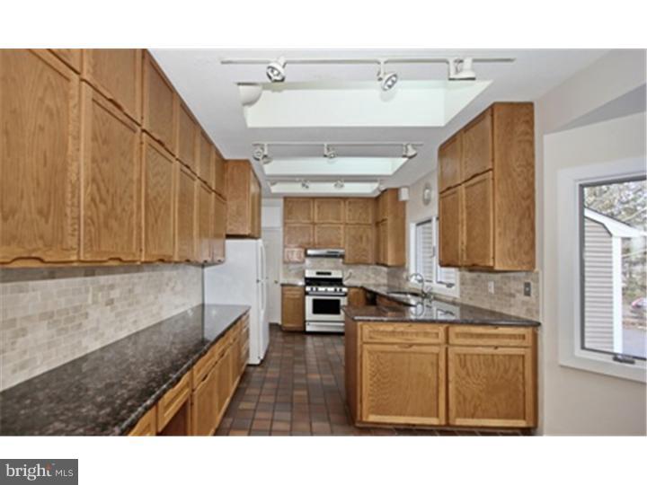 139 Random Road Princeton, NJ 08540 - Photo 5 of 25 Kitchen