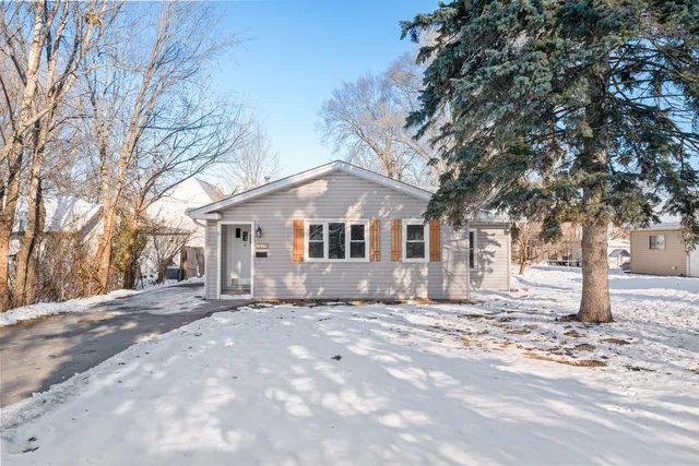 $239,900 | 1015 Charles Street, Aurora, IL 60506