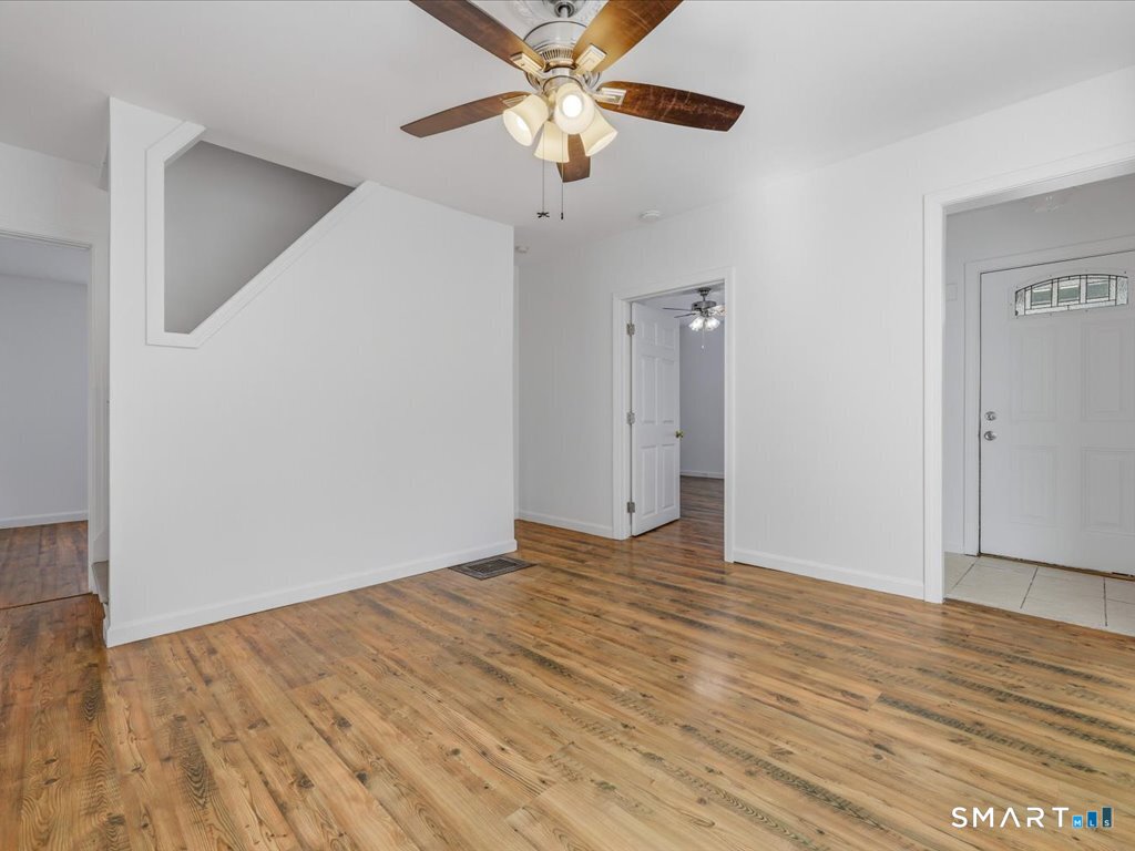 53 Maple Street Meriden, CT 06451 - Photo 7 of 35