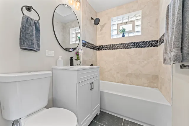 $399,900 | 8169 South Tripp Avenue, Chicago, IL 60652