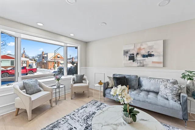 $399,900 | 8169 South Tripp Avenue, Chicago, IL 60652