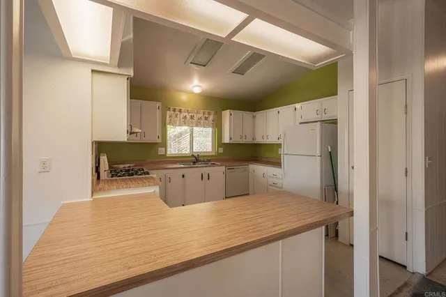 $410,000 | 4650 Dulin Road, Unit 175, Fallbrook, CA 92003