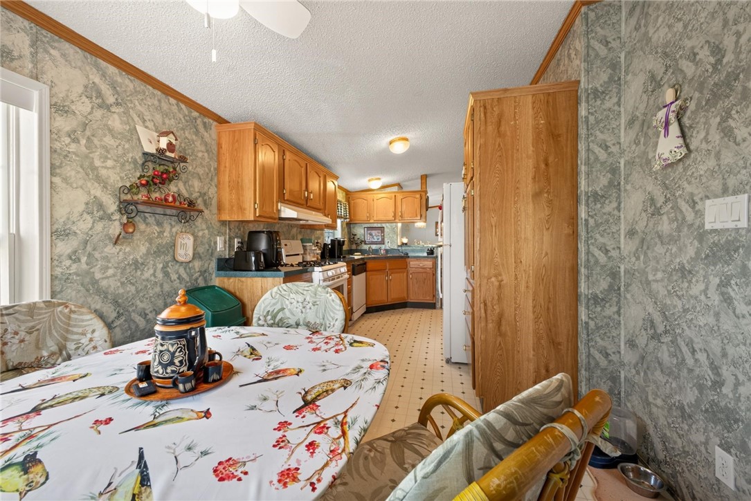 1315 King Road Clifton Springs, NY 14432 - Photo 28 of 31