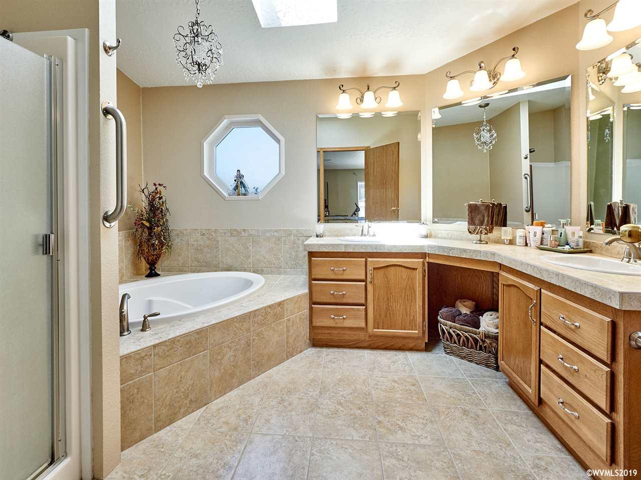 205 Boone Road Southeast, Unit 18 Salem, OR 97306 - Photo 16 of 35