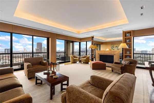 $20,000 | 3831 Turtle Creek Boulevard, Unit PH23B, Dallas, TX 75219