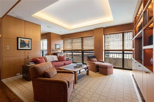 $20,000 | 3831 Turtle Creek Boulevard, Unit PH23B, Dallas, TX 75219