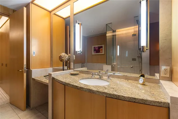 $20,000 | 3831 Turtle Creek Boulevard, Unit PH23B, Dallas, TX 75219