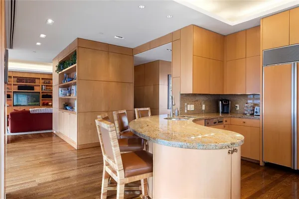 $20,000 | 3831 Turtle Creek Boulevard, Unit PH23B, Dallas, TX 75219