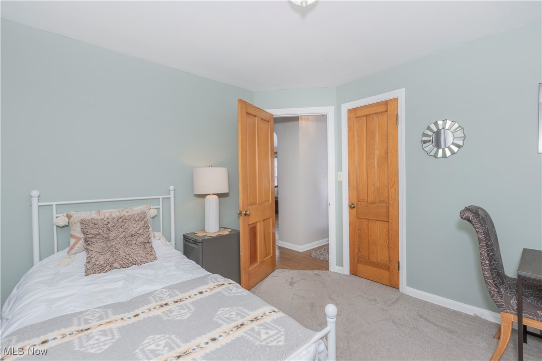 1304 Irene Road Lyndhurst, OH 44124 - Photo 17 of 32 Gallery Image 17