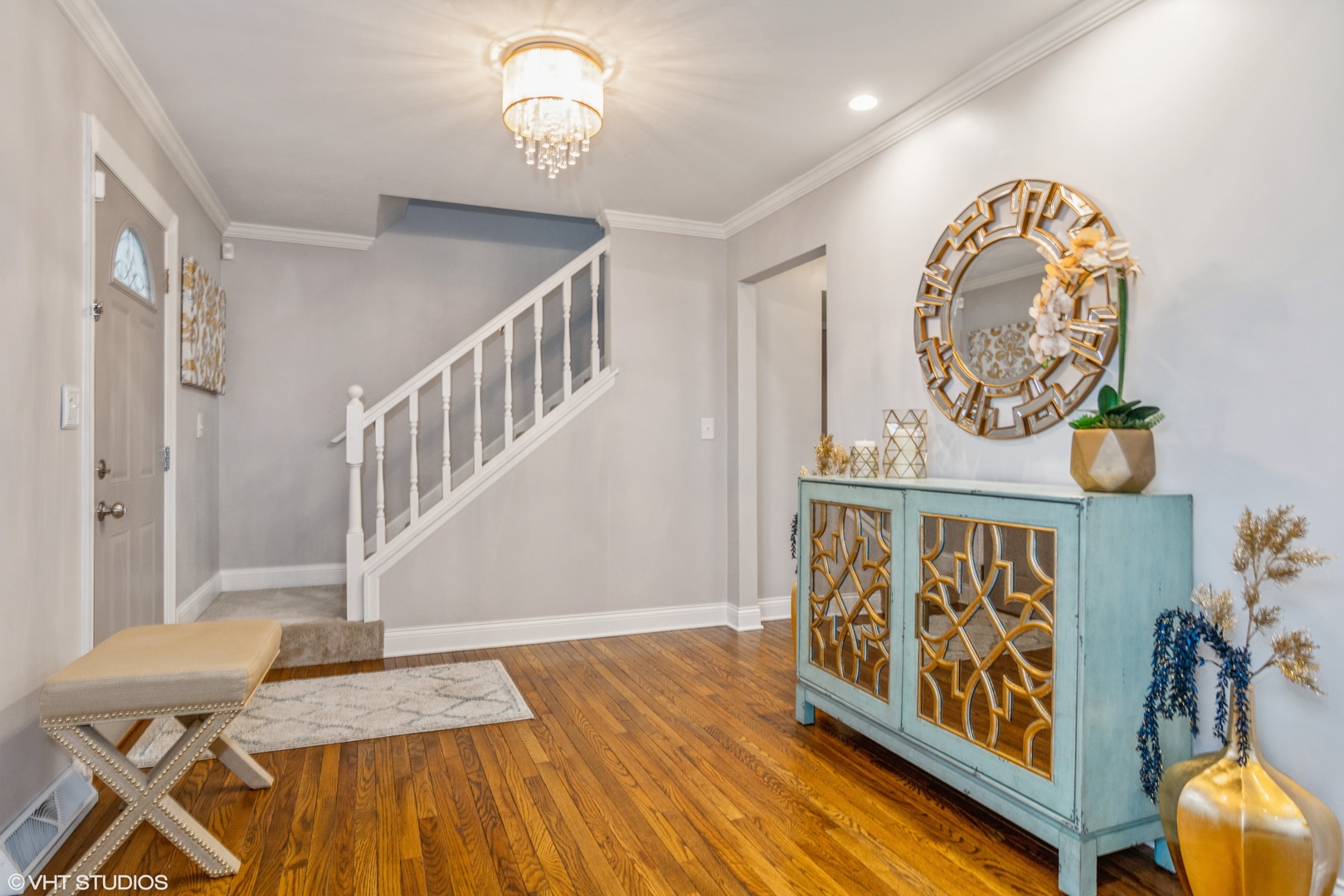 288 Windsor Drive Bartlett, IL 60103 - Photo 3 of 24 a view of an entryway with wooden floor