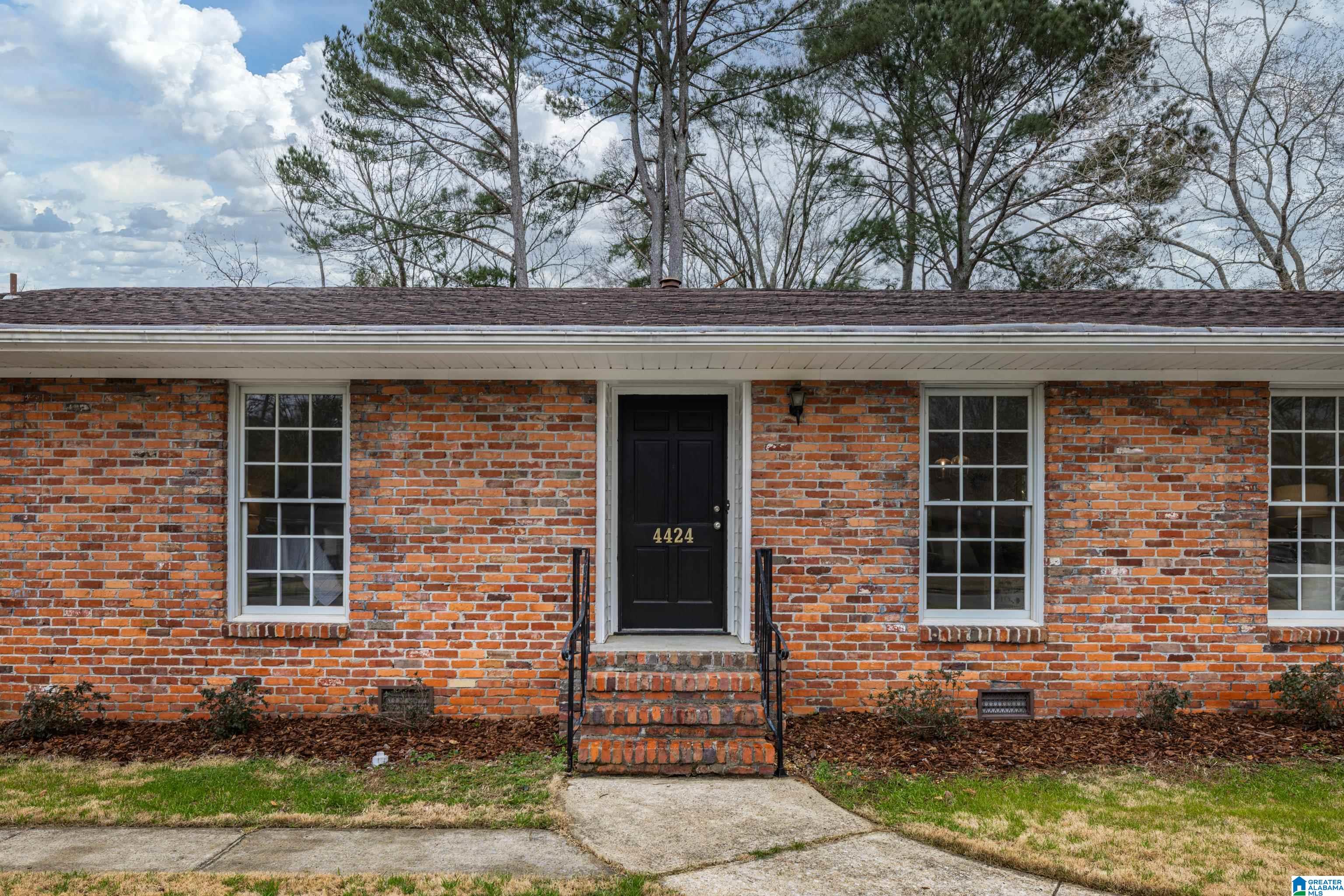 4424 MountainDale Road Birmingham, AL 35213 - Photo 2 of 35 Gallery Image 2