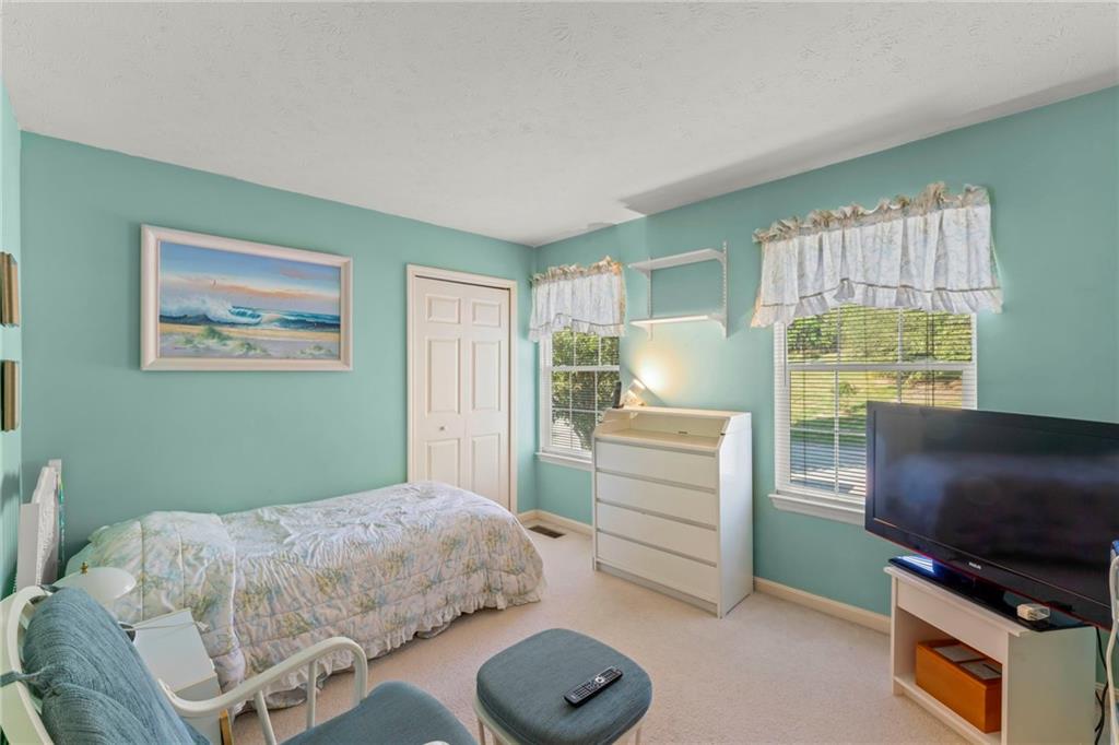 104 Lake Forest Road Venetia, PA 15367 - Photo 18 of 30 Bedroom #2 104 Lake Forest Rd