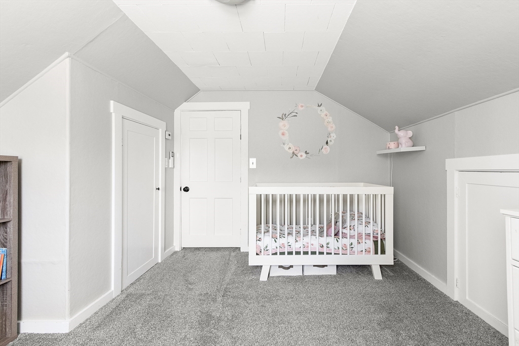 16 Hampton Road Natick, MA 01760 - Photo 18 of 32 Gallery Image 18