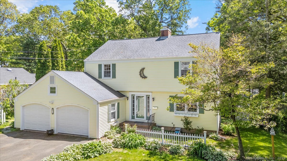 18 Hillcrest Road Manchester, CT 06040 - Photo 1 of 1