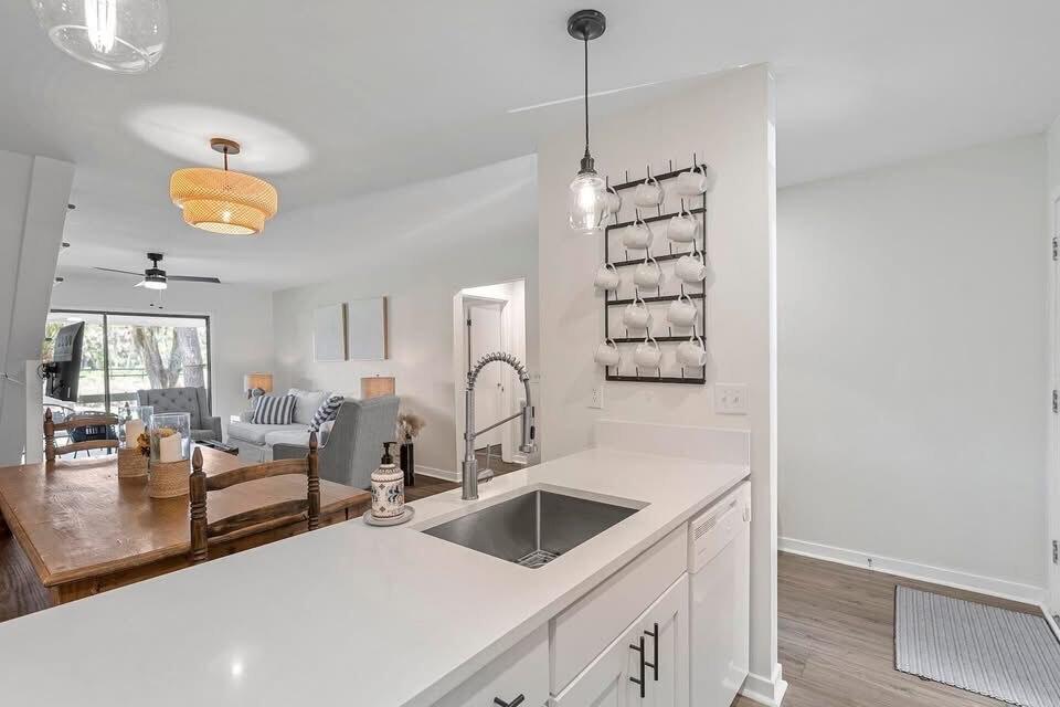 837 Club Cottage Road Edisto Island, SC 29438 - Photo 11 of 64 IMG_5242